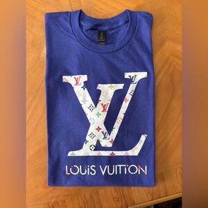 Christmas 🎄 NEW Louis Vuitton Blue Logo T-Shirt